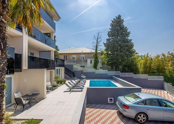 Apartman Modernes In Mit Gemeinschaftspool By Interhome