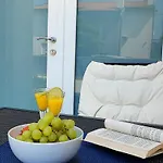 Modernes In Mit Gemeinschaftspool By Interhome *