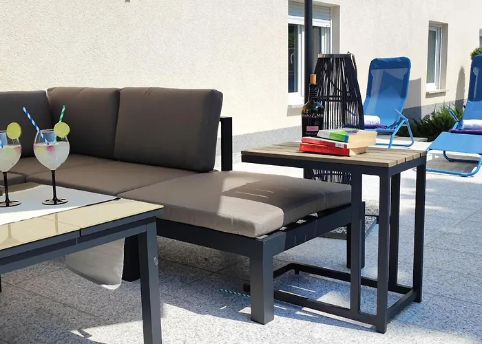 Appartamento Modernes In Mit Gemeinschaftspool By Interhome *